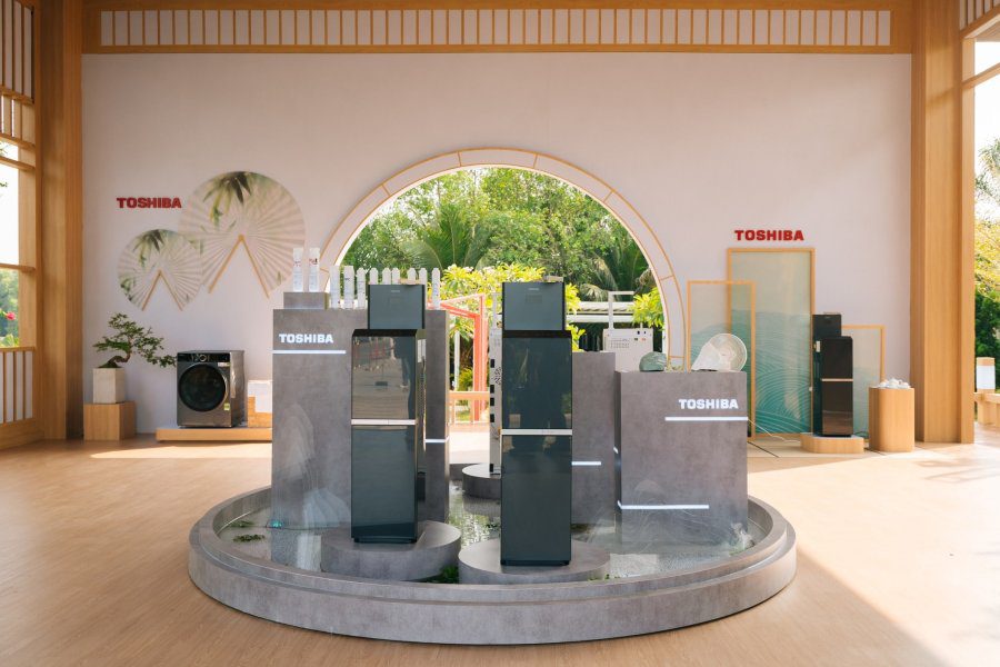 Toshiba2